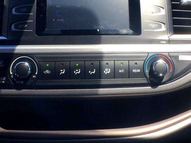 Toyota Highlander 2017 photo 11